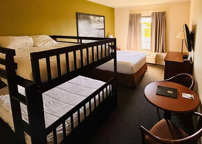 Super 8 By Wyndham Amherst Ns