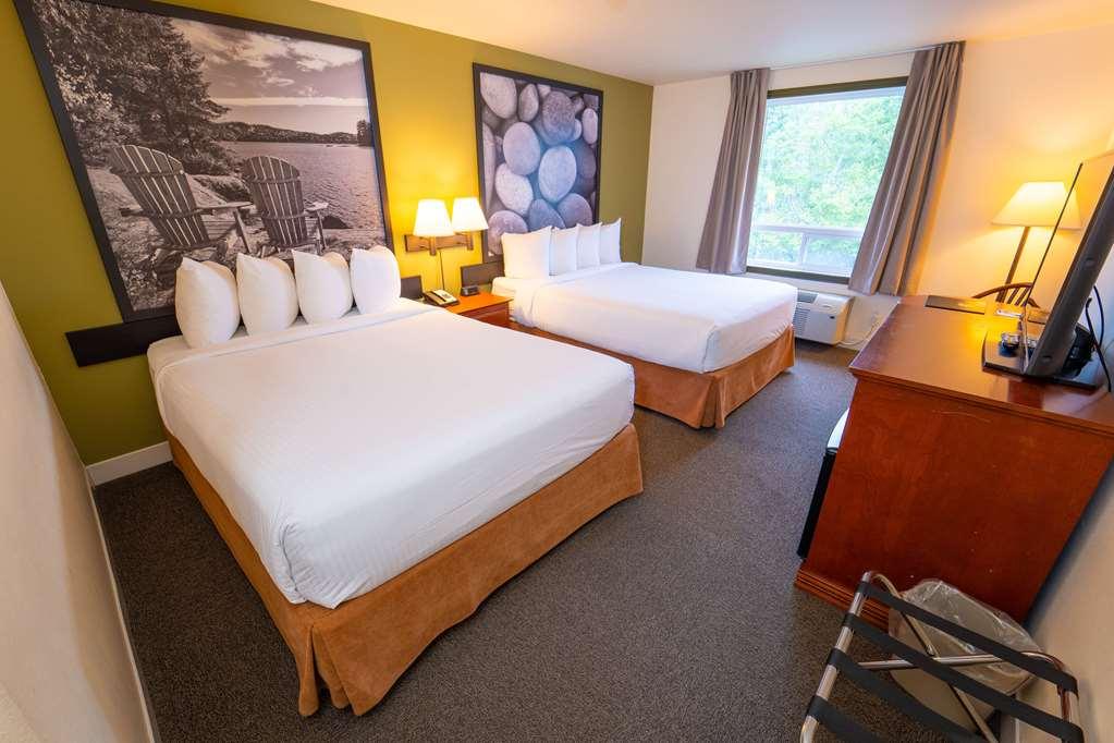 Super 8 By Wyndham Ns Hotel 3*